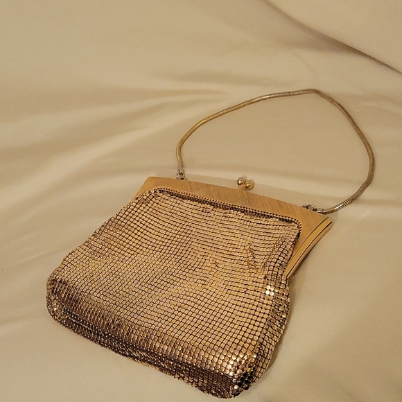 Glomesh Handbags - Vintage Glomesh Gold Evening Bag